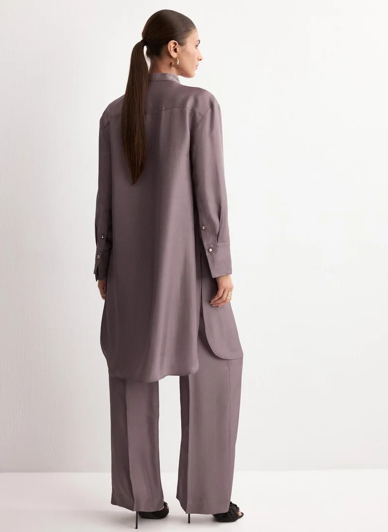 مانجو Long shirt with stand collar